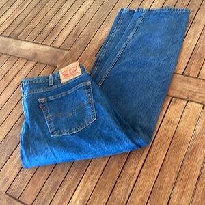 Levi’s 505 Jeans. 40 x 30 men’s Levi’s. Red tag. Blue Jeans. Like new
